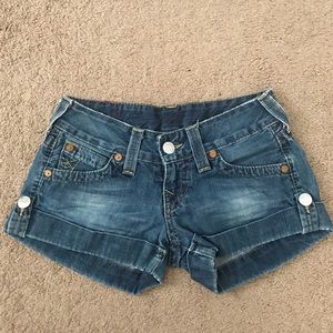🌟New Listing🌟True Religion “Jess” Denim Short